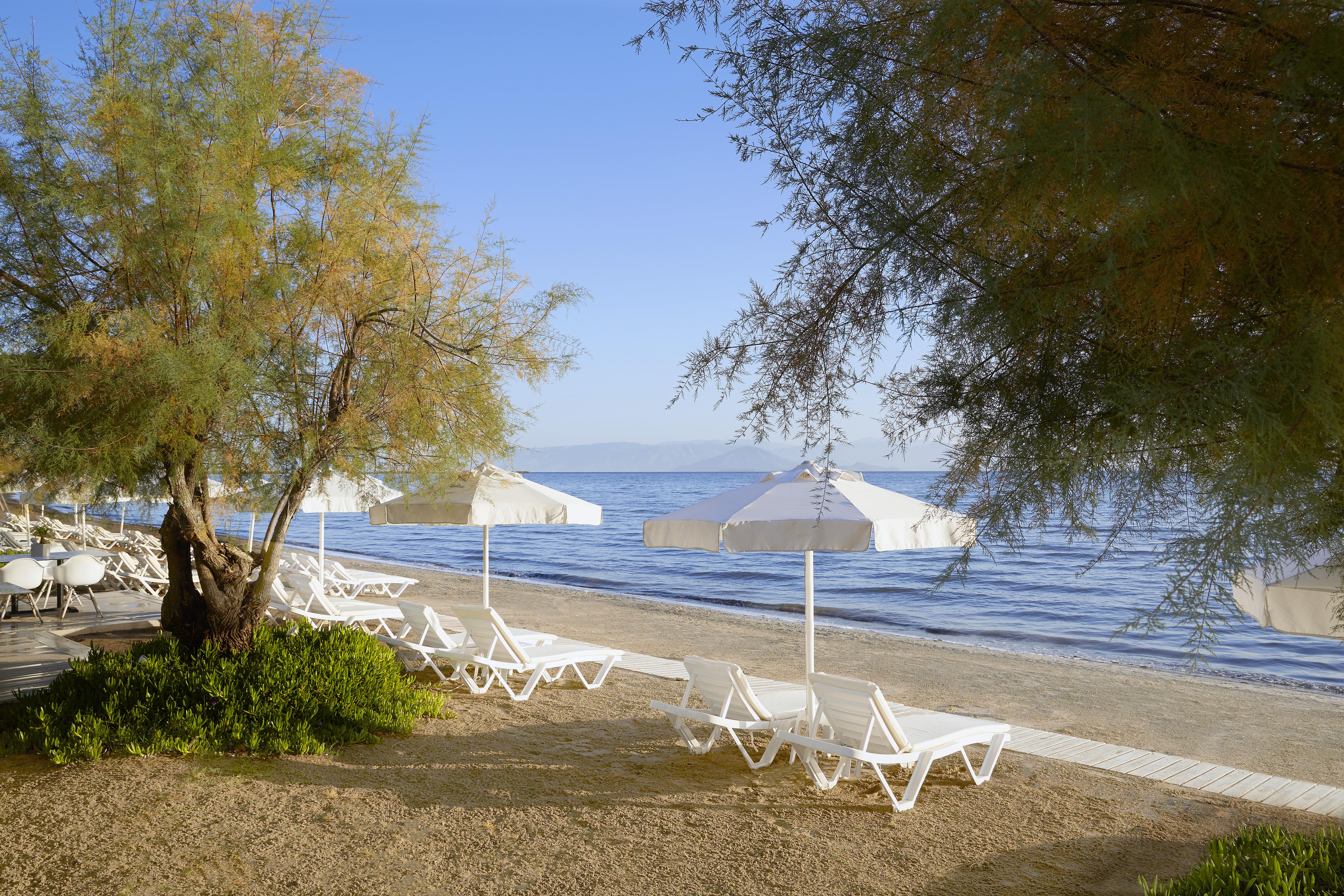 Aparthotel Capo Di Corfu Kávos Exterior foto Beach in Nikiti